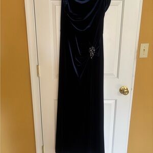 Tadashi Shoji One Shoulder Black Dress